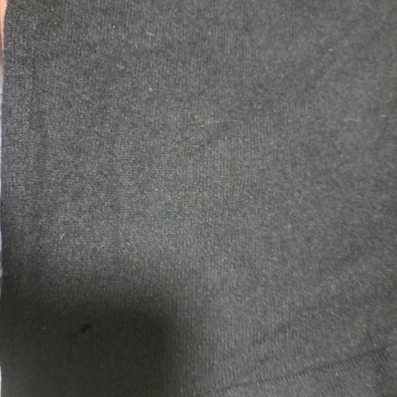 J Crew Mens 100% Cashmere Knit Black Sweater Size XL‎ V Neck - Picture 7 of 7